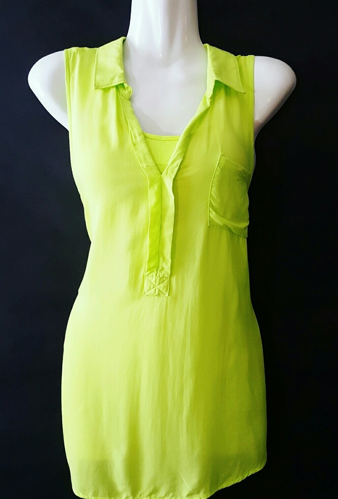 Neon Sleevless Blouse & Sports Bra Set